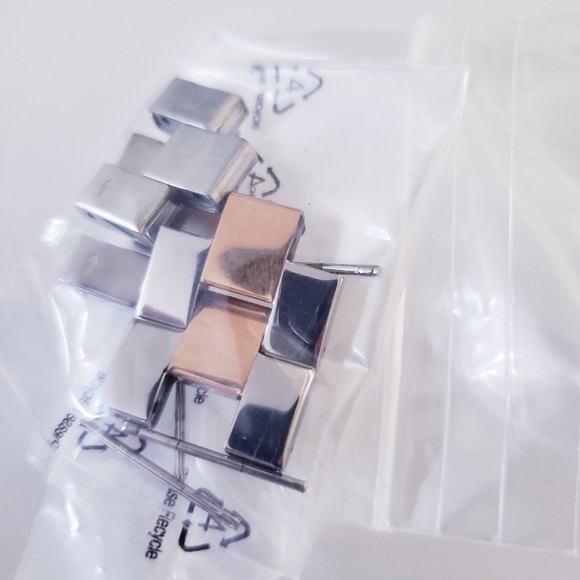 ARMANI EXCHANGE Two  Tone Ladies Watch - Picture 5 of 14